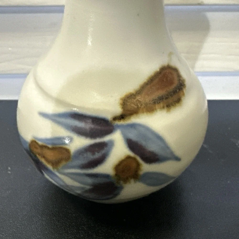 Vintage Glazed‎ Art Studio Pottery Handmade Signed Bud Vase Blue Brown Floral